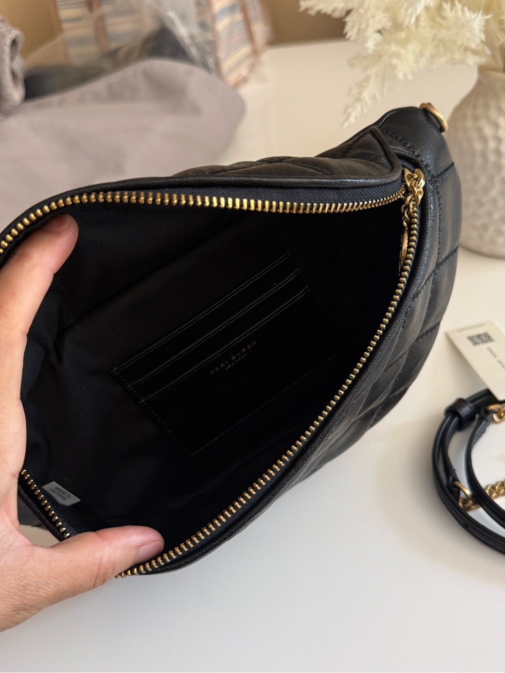 NWT Tory Burch Willa Belt Bag Leather Fanny Pack Crossbody in Black - Picture 9 of 14